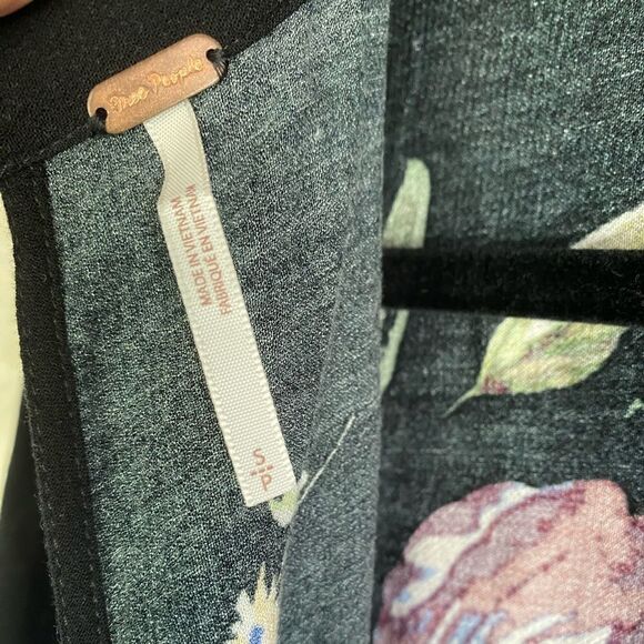 Free People Tunic 💕 - Picture 3 of 3